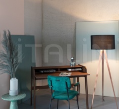 Письменный стол Barbier Walnut фабрика Zuiver