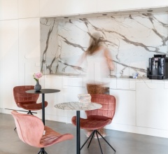 Барный стол Snow Барный стол Snow фабрика Zuiver