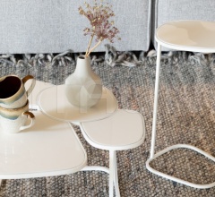 Столик Moondrop Single фабрика Zuiver