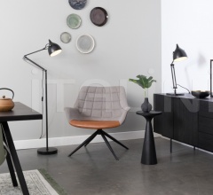 Напольный светильник Reader Напольный светильник Reader фабрика Zuiver