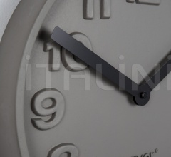 Часы Concrete Time фабрика Zuiver