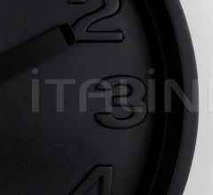 Часы Concrete Time фабрика Zuiver