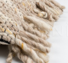 Подушка Frills фабрика Zuiver