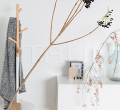 Вешалка Table Tree фабрика Zuiver