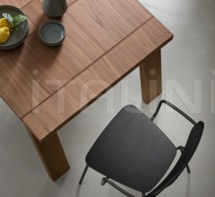 Стул с подлокотниками Ibetta фабрика Sculptures Jeux