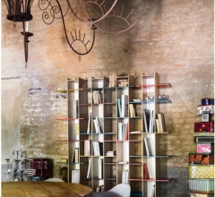 Книжный стеллаж Joint фабрика Sculptures Jeux