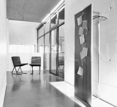 Итальянские Вешалки - Вешалка SKID Итальянские Вешалки - Вешалка SKID фабрика Schonbuch