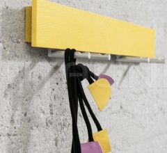 Итальянские Вешалки - Вешалка TRACE Итальянские Вешалки - Вешалка TRACE фабрика Schonbuch