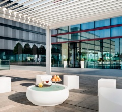 Столик CHUBBY SIDE TABLE фабрика Slide