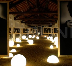 Итальянские Уличные светильники - Светильник 1/2 GLOBO Итальянские Уличные светильники - Светильник 1/2 GLOBO фабрика Slide