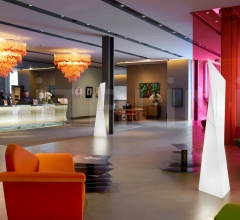 Итальянские Уличные светильники - Напольный светильник MANHATTAN фабрика Slide