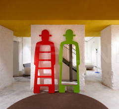 Вешалка MR GIO Вешалка MR GIO фабрика Slide