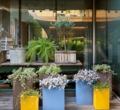 Горшок BASE POT фабрика Slide