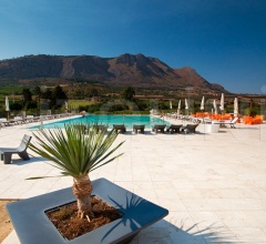 Горшок BENCH POT Горшок BENCH POT фабрика Slide