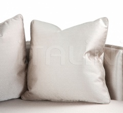 Диван OSCAR LOVE SEAT Диван OSCAR LOVE SEAT фабрика The Sofa & Chair Company