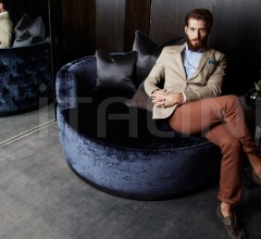 Диван OSCAR LOVE SEAT Диван OSCAR LOVE SEAT фабрика The Sofa & Chair Company