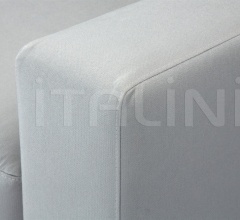 Угловой диван BRANCUSI Угловой диван BRANCUSI фабрика The Sofa & Chair Company