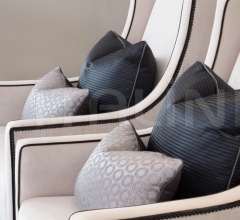 Кресло CHRISTO LARGE Кресло CHRISTO LARGE фабрика The Sofa & Chair Company