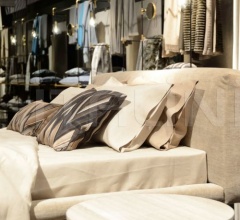 Столик Xil Столик Xil фабрика Ivano Redaelli