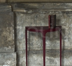 Столик wisp demi lune фабрика Ochre