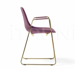 Стул с подлокотниками Mammamia Sled Стул с подлокотниками Mammamia Sled фабрика Opinion Ciatti