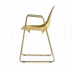 Стул с подлокотниками Mammamia Sled Стул с подлокотниками Mammamia Sled фабрика Opinion Ciatti