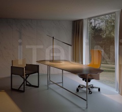 Итальянские Настольные светильники - Настольный светильник Flamingo T Итальянские Настольные светильники - Настольный светильник Flamingo T фабрика Olev Light