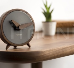 Итальянские Предметы интерьера - Часы ATOMO SOBREMESA фабрика Nomon