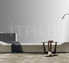 Столик Vitruvio фабрика Meroni & Colzani