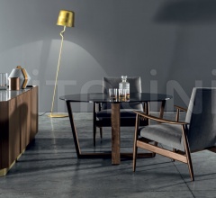 Стол обеденный Trastevere Стол обеденный Trastevere фабрика Meroni & Colzani