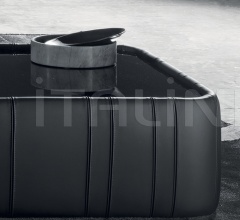 Журнальный столик Grantorino фабрика Meroni & Colzani