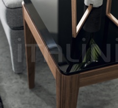 Столик Doge фабрика Meroni & Colzani