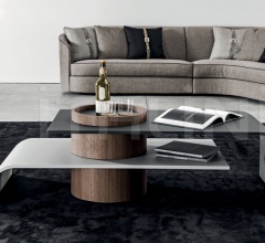 Столик Etna фабрика Meroni & Colzani