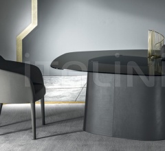 Стол обеденный Capri Стол обеденный Capri фабрика Meroni & Colzani