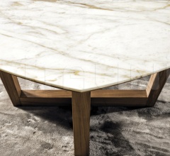 Стол обеденный Naviglio Стол обеденный Naviglio фабрика Meroni & Colzani