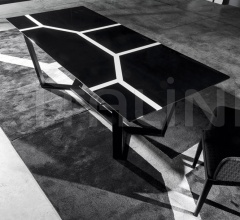 Стол обеденный Trastevere Viceversa Стол обеденный Trastevere Viceversa фабрика Meroni & Colzani