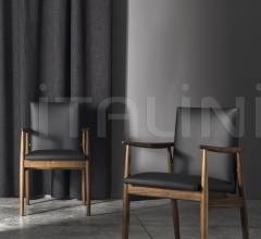 Стул с подлокотниками Biancamano Стул с подлокотниками Biancamano фабрика Meroni & Colzani