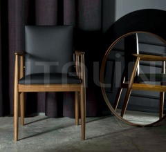 Стул с подлокотниками Biancamano Стул с подлокотниками Biancamano фабрика Meroni & Colzani