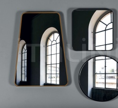 Настенное зеркало MC Mirrors Настенное зеркало MC Mirrors фабрика Meroni & Colzani