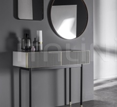 Настенное зеркало MC Mirrors Настенное зеркало MC Mirrors фабрика Meroni & Colzani