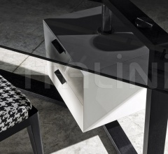 Письменный стол Trastevere Desk Письменный стол Trastevere Desk фабрика Meroni & Colzani