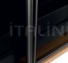 Шкаф Pantheon фабрика Meroni & Colzani