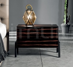 Тумбочка Solferino фабрика Meroni & Colzani