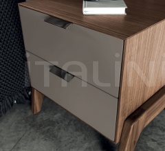 Тумбочка Solferino фабрика Meroni & Colzani