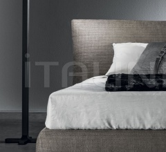 Кровать Casanova фабрика Meroni & Colzani