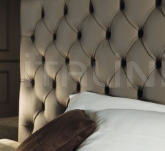 Кровать Ducale Gran Capitonne фабрика Meroni & Colzani