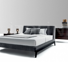 Кровать Piazzaduomo фабрика Meroni & Colzani