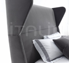 Кровать Piazzaduomo Bergere фабрика Meroni & Colzani