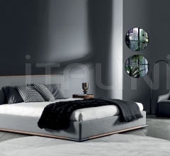 Настенное зеркало MC Mirrors Настенное зеркало MC Mirrors фабрика Meroni & Colzani