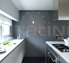 Часы TACON фабрика Nomon